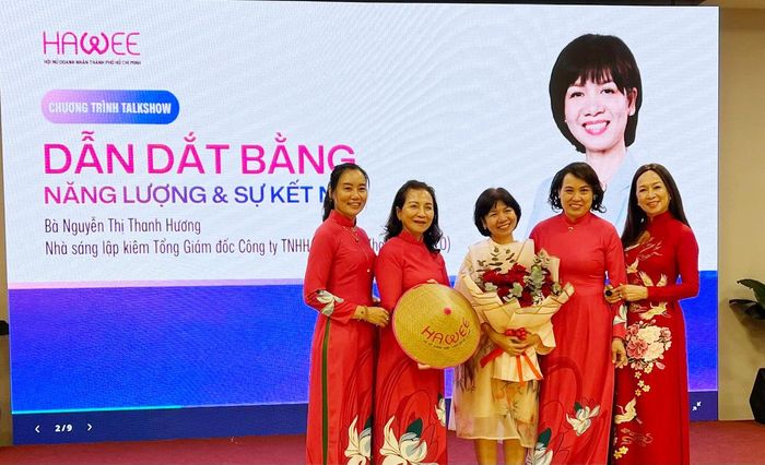 Chuyên đề “Dẫn dắt bằng năng lượng & sự kết nối” giúp các hội viên nhìn nhận vai trò của năng lượng cá nhân trong lãnh đạo và điều hành doanh nghiệp.