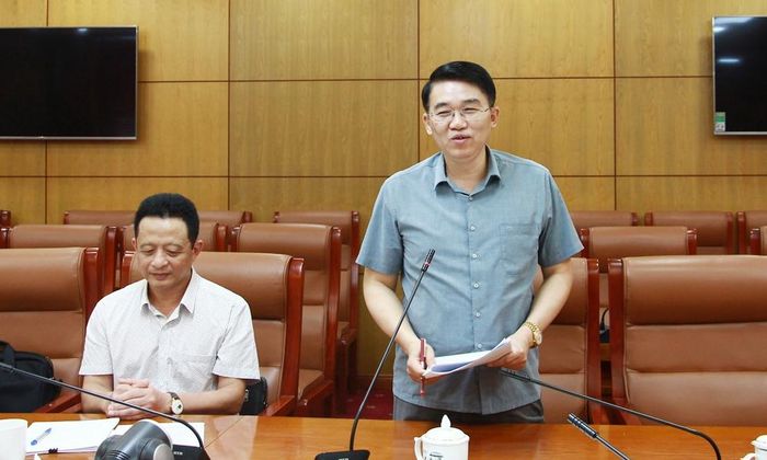  Đại diện lãnh đạo Sở Nông nghiệp và Môi trường giải trình làm rõ nội dung thẩm tra. 
