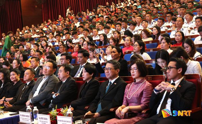 Các đại biểu tham dự lễ kỷ niệm. Ảnh: NGỌC HÀ