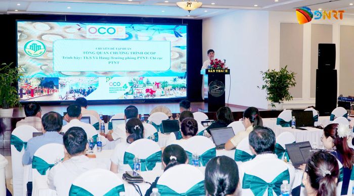 Tập huấn tư vấn, hoàn thiện sản phẩm, hoàn thiện hồ sơ đánh giá, phân loại sản phẩm năm 2026. Ảnh: PHAN VINH