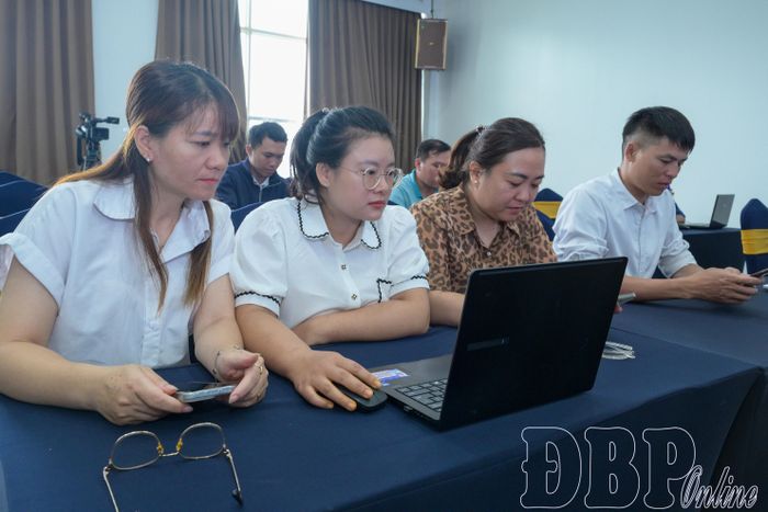 Học viên tham dự lớp tập huấn.