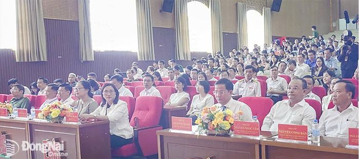 Các đại biểu tham dự hội nghị. Ảnh: Lê Sơn