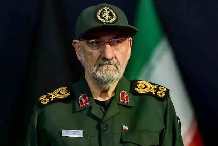 Cựu Tư lệnh Lực lượng Vệ binh Cách mạng Hồi giáo (IRGC) Mohsen Rezaei làm Thư ký Hội đồng An ninh quốc gia Tối cao. Ảnh: The New York Times