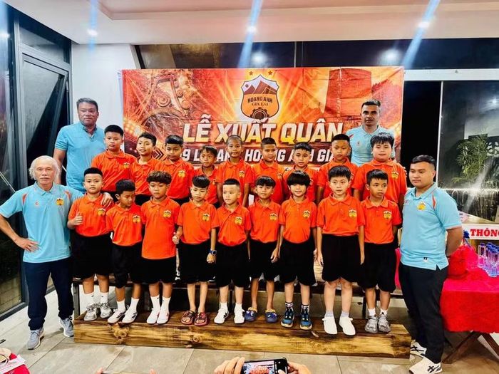  Các thành viên của U9 LPBank Hoàng Anh Gia Lai tranh tài tại giải đấu năm nay. Ảnh: Thế Quang 
