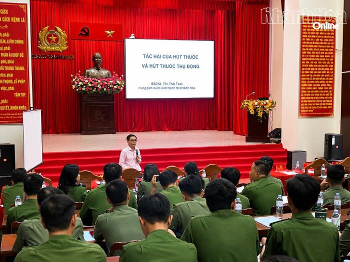 Quang cảnh buổi tập huấn.