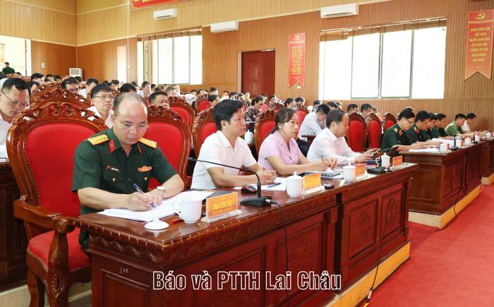Đại biểu dự hội nghị.