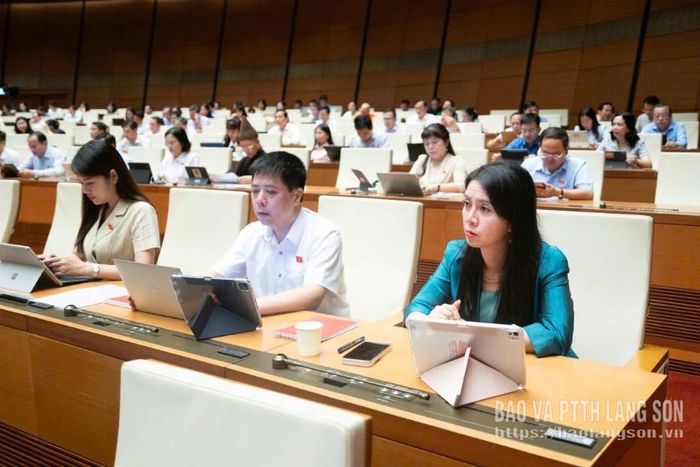 Đoàn ĐBQH tỉnh dự kỳ họp