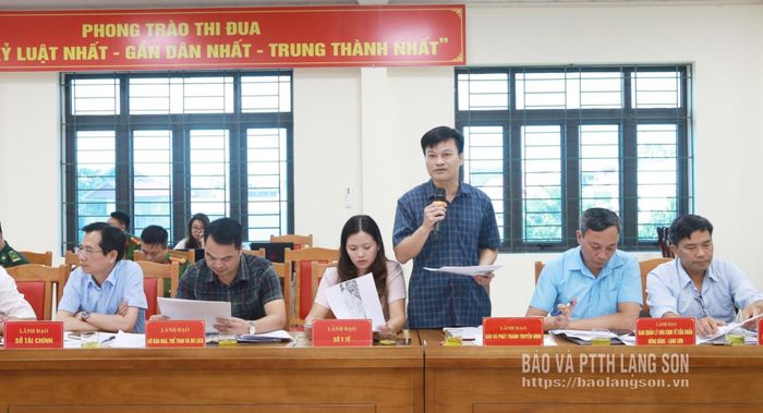 Lãnh đạo Báo và Phát thanh, Truyền hình Lạng Sơn phát biểu tại cuộc họp