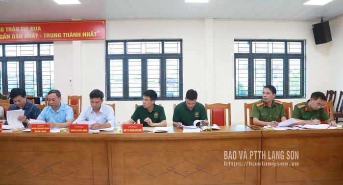 Các đại biểu dự cuộc họp