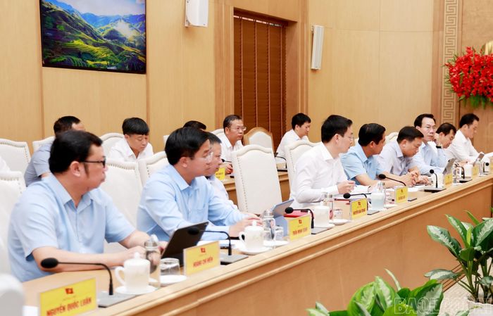 Các đại biểu dự hội nghị.