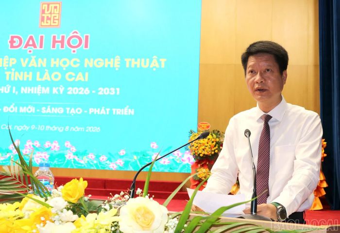 Đồng chí Nguyễn Thế Phước - Phó Bí thư Tỉnh ủy, Chủ tịch Ủy ban MTTQ Việt Nam tỉnh phát biểu tại đại hội.