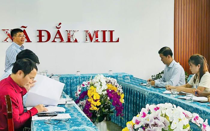 Công ty Điện lực Lâm Đồng phối hợp với UBND xã Đắk Mil chủ động triển khai giải phóng mặt bằng dự án Trạm biến áp