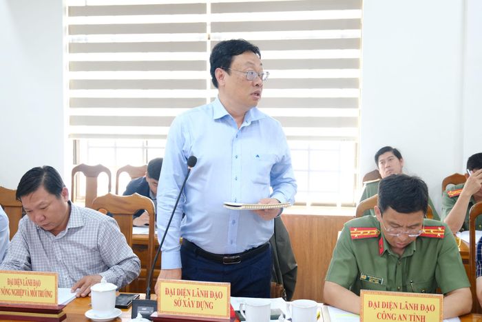 Ông Nguyễn Thanh Chương, Phó Giám đốc Sở Xây dựng phát biểu tại buổi làm việc