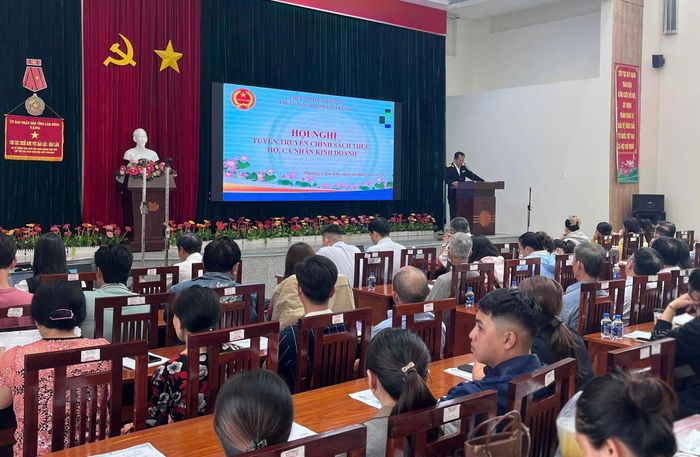 Ngành Thuế tập huấn các chính sách thuế mới cho hộ kinh doanh