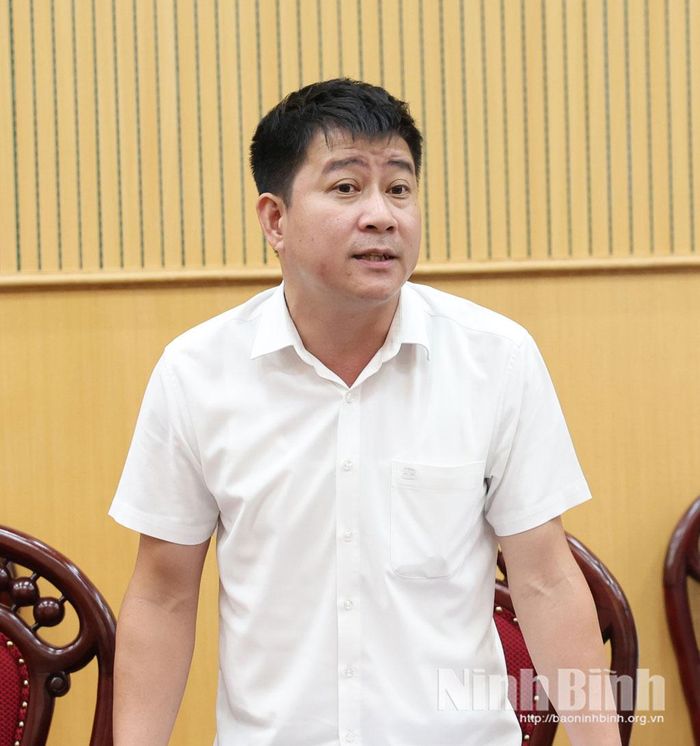 Đại biểu Sở Tài chính phát biểu tại hội nghị.