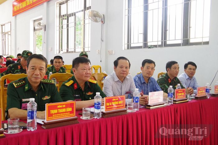 Các đại biểu tham dự khai mạc diễn tập - Ảnh: H.C
