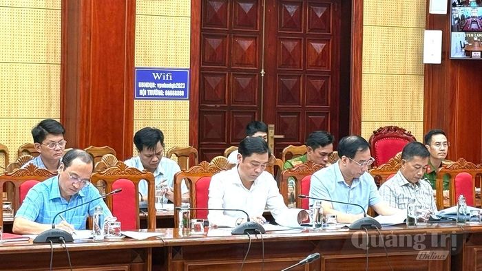 Đại biểu tham dự cuộc họp - Ảnh: N.L