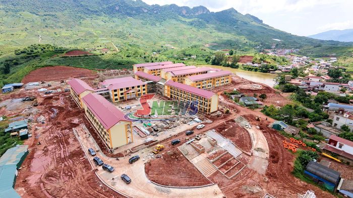 Công trình Trường Phổ thông nội trú liên cấp Tiểu học – THCS Chiềng Sơn.