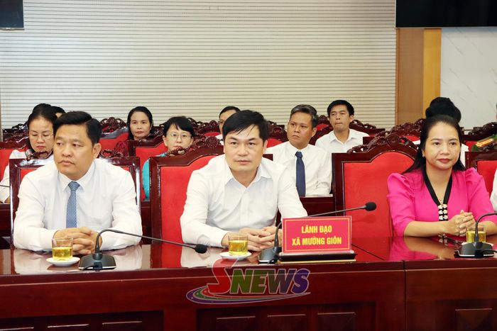 Các đại biểu dự Hội nghị.