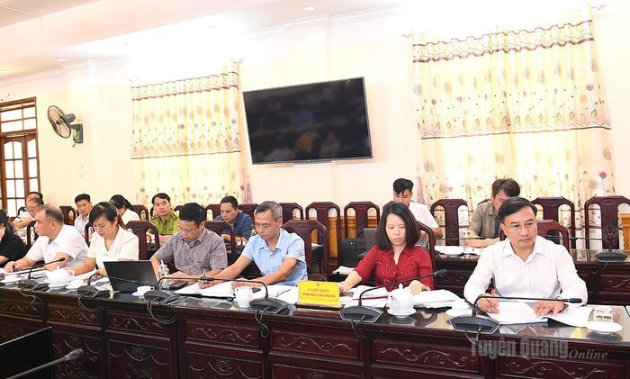 Lãnh đạo Sở Nông nghiệp và Môi trường tham gia tại buổi làm việc.