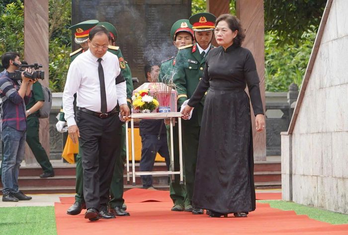 Lãnh đạo Trung ương và tỉnh Lai Châu tổ chức Lễ truy điệu và an táng hài cốt 47 liệt sĩ Trung đoàn 148.
