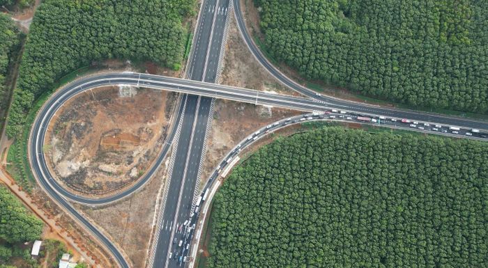Toàn cảnh nút giao cao tốc - QL56.