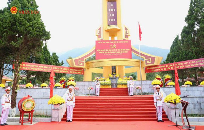 Lễ viếng, truy điệu và an táng hài cốt liệt sĩ tại Nghĩa trang Liệt sĩ Bình Lư