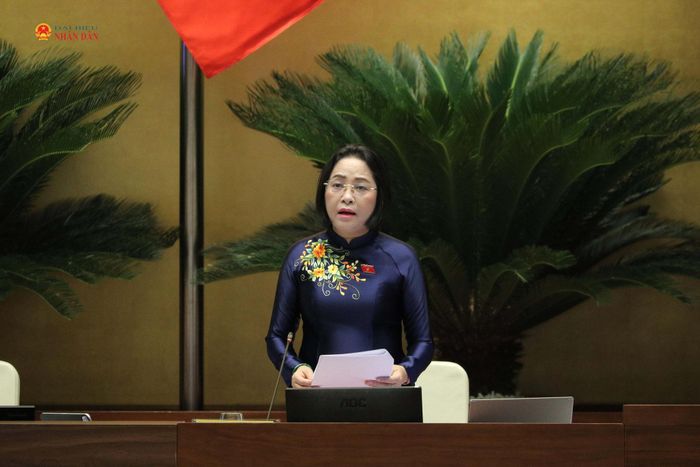 Phó Chủ tịch Quốc hội Nguyễn Thị Thanh điều hành nội dung thảo luận về dự án Luật Hòa giải ở cơ sở (sửa đổi)