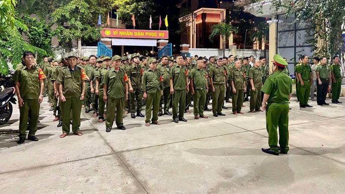 Rạng sáng, các tổ công tác của Công an TP Đà Nẵng đồng loạt rà soát, kiểm tra tại những khu vực, địa điểm tiềm ẩn nguy cơ về ma túy.