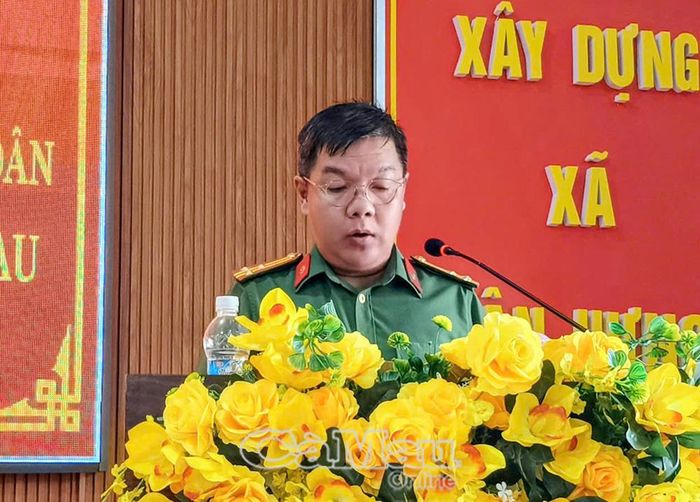 Thượng tá Lê Hoàng Ngân, Phó Hiệu trưởng Trường Đại học An ninh nhân dân, phát biểu tại buổi lễ.