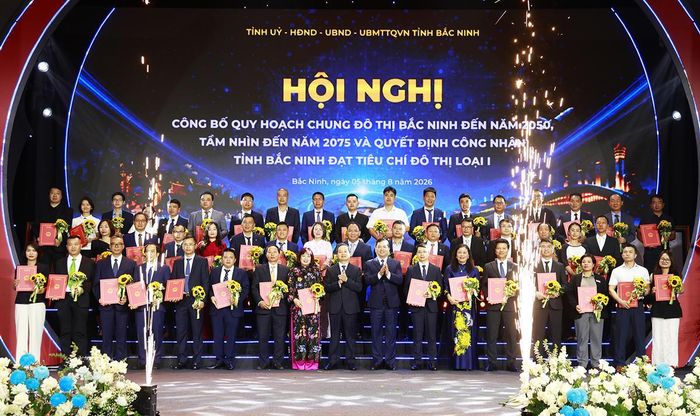 Tỉnh Bắc Ninh trao Quyết định chấp thuận chủ trương đầu tư, chấp thuận nhà đầu tư và Giấy chứng nhận đăng ký đầu tư cho 48 dự án.
