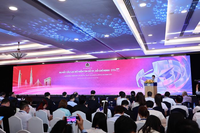 Ban chủ nhiệm CLB thông qua Quy chế hoạt động