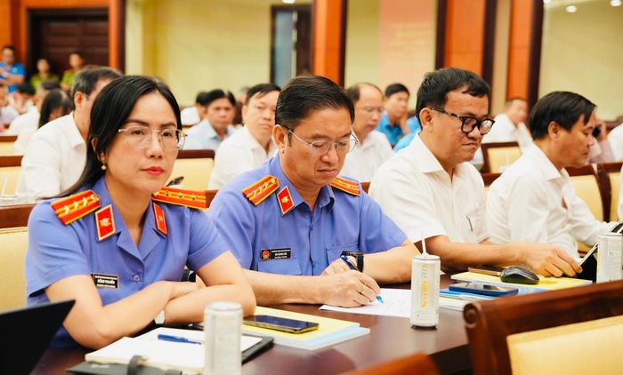 Các đại biểu tham dự hội nghị