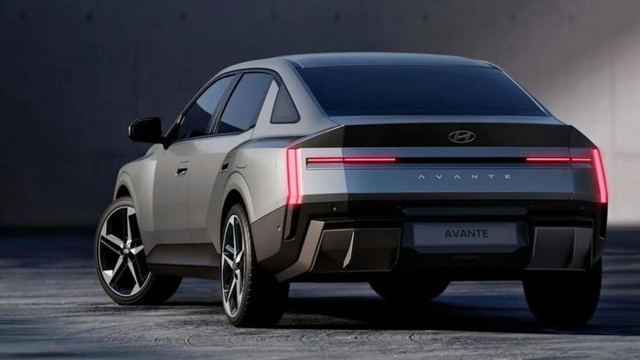 Elantra 2027 sử dụng động cơ xăng 2.0L hoặc hệ truyền động hybrid 1.6L. Ảnh: Huyndai