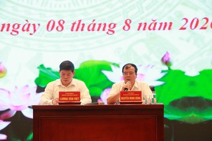Mọi ý kiến trong hội nghị được các lãnh đạo thành phố trả lời trực tiếp. Ảnh nguồn CTTĐTTP