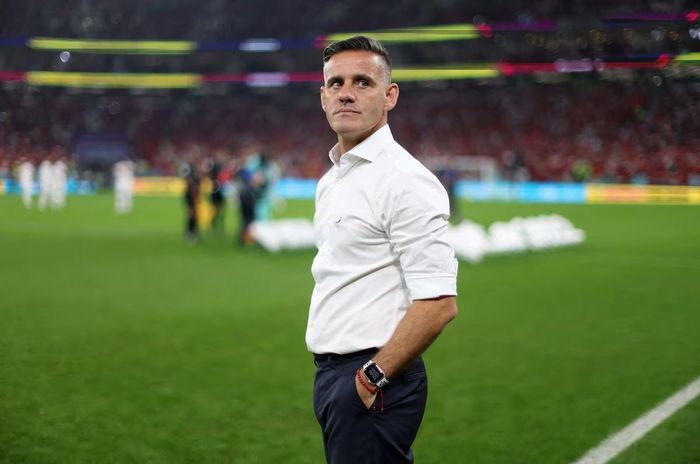 HLV John Herdman được khuyên cần hiểu sâu hơn về bóng đá Đông Nam Á. (Ảnh: Reuters)