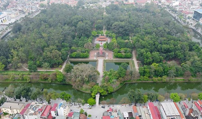 Di tích lịch sử Thành cổ Sơn Tây. Ảnh: Nhật Minh