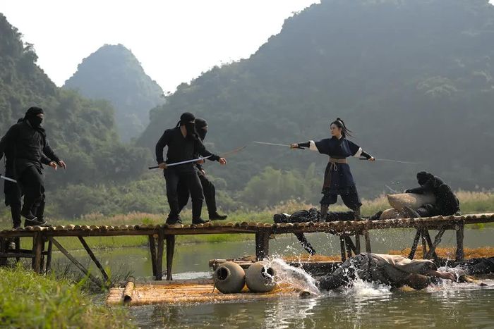 Một trong những cảnh quay đẹp của phim "Hộ linh tráng sĩ - Bí ẩn mộ vua Đinh".