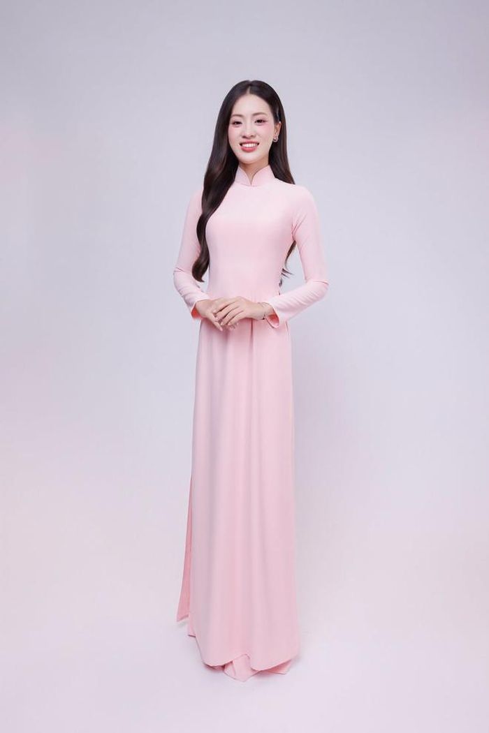 Phương nằm trong top thí sinh chiều cao lý tưởng 1m72.