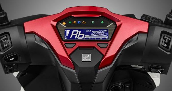 Lượng khách quan tâm Air Blade vẫn duy trì ở mức cao nhờ thương hiệu ổn định. Ảnh đại lý