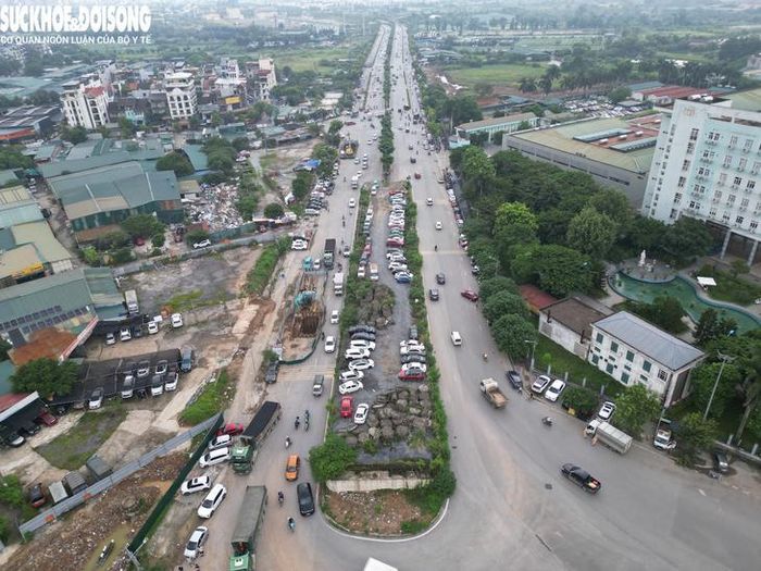 Những năm qua, nút giao Phạm Tu - đường 70 nhiều năm qua là điểm nóng giao thông của Hà Nội, cứ đến giờ cao điểm là ùn tắc kéo dài, làm ảnh hưởng đến đời sống người dân trong khu vực.