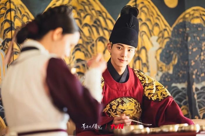 Lee Chae Min làm bạo chúa sành ăn trong Ngự Trù Của Bạo Chúa.