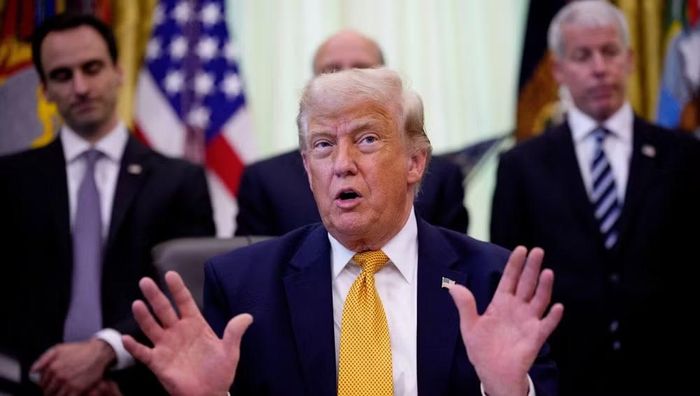Tổng thống ông Donald Trump ngày 5/8 tuyên bố Mỹ đang sở hữu lượng đạn dược lớn, đồng thời có thêm nhiều vũ khí đang được sản xuất. Tuy nhiên, một ngày sau, ông thừa nhận nguồn cung một số loại vũ khí đang "eo hẹp hơn" sau nhiều tháng xung đột.