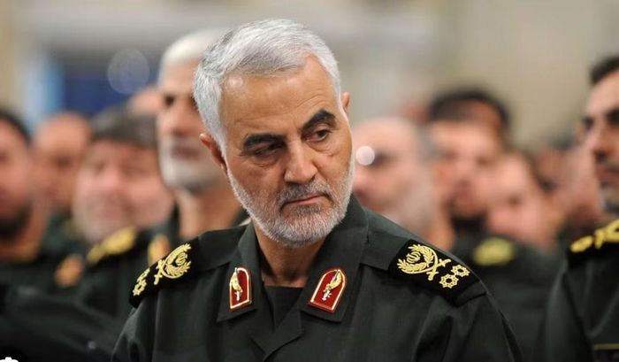 Mối lo ngại về an ninh đối với ông Trump cũng liên quan đến Iran. Sau khi Mỹ hạ sát tướng Qasem Soleimani, Tư lệnh lực lượng đặc nhiệm Quds thuộc Vệ binh Cách mạng Hồi giáo Iran (IRGC), vào tháng 1/2020.