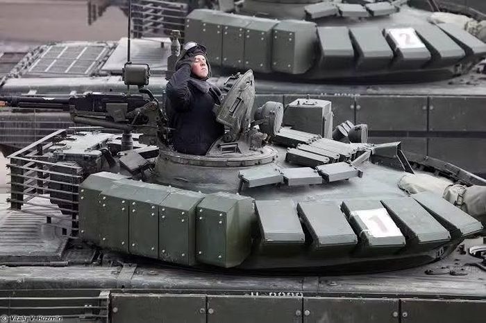 Các cuộc thử nghiệm bắn đạn thật của tổ hợp APS này trên xe tăng T-72B3 đã diễn ra vào năm 2021, điều đó được xác nhận bởi một vài đoạn phim từ bãi thử nghiệm được chiếu trên truyền hình Nga.