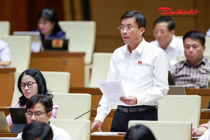 Đại biểu Quốc hội Nguyễn Xuân Kỳ (Đoàn Hà Nội) phát biểu. Ảnh: Quang Vinh