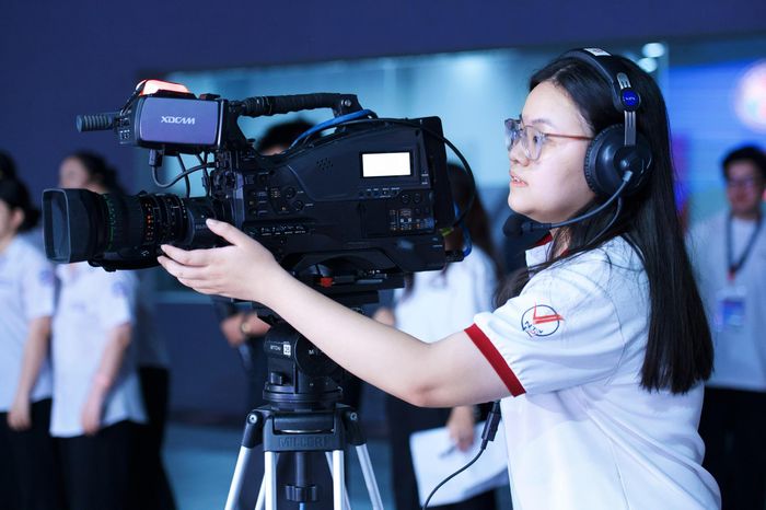  Nhóm ngành Báo chí ghi nhận mức điểm chuẩn giảm sâu. Ảnh minh họa: Thái An.