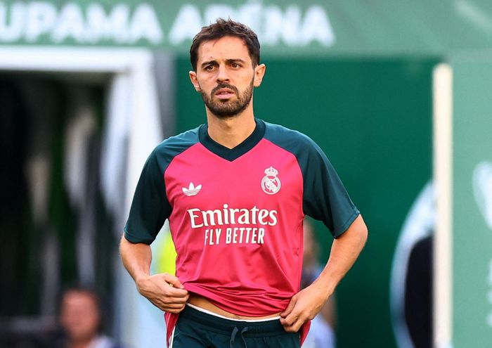  Khả năng chơi nhiều vị trí giúp Bernardo Silva phù hợp với cách Mourinho xây dựng đội hình khoảng 20 cầu thủ. 