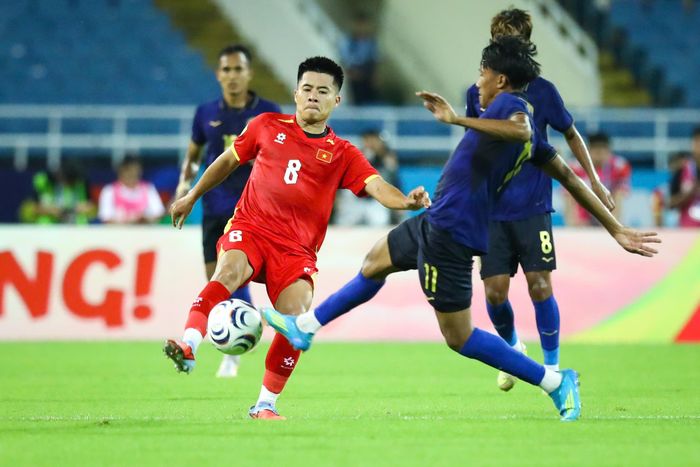ASEAN Cup 2026 là giải đấu đầu tiên Thành Long chơi nổi bật trong màu áo tuyển Việt Nam. Ảnh: Minh Chiến.