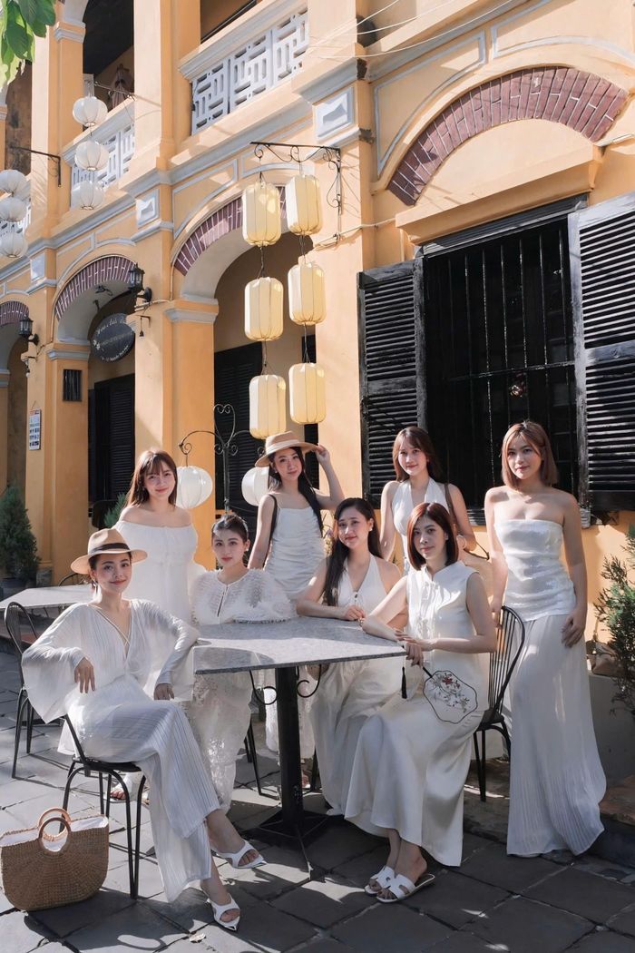 Các cô gái đã có 9 năm gắn bó với nhau. 
